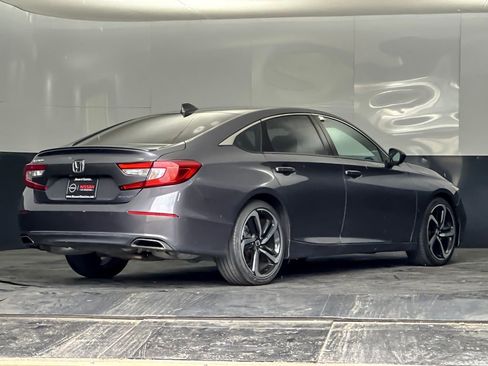 Used 2020 Honda Accord Sport image 3