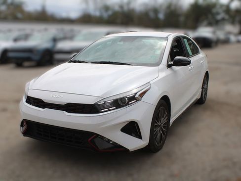Certified 2023 Kia Forte GT-Line image 15