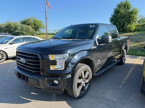 Used 2016 Ford F150 XLT w/ Equipment Group 302A Luxury AWD/4WD image 3