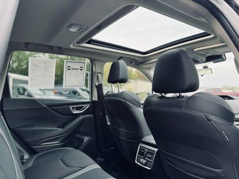 Used 2022 Subaru Forester Premium image 24