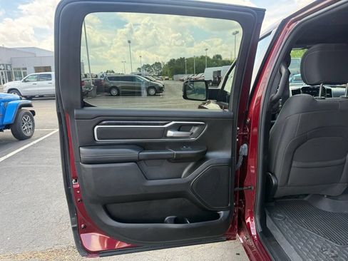 Used 2023 RAM 1500 Big Horn AWD/4WD image 37