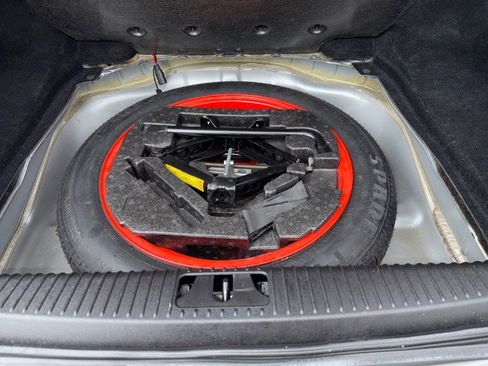 Used 2011 Jaguar XK Coupe image 34