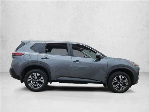 Used 2023 Nissan Rogue SV FWD image 4