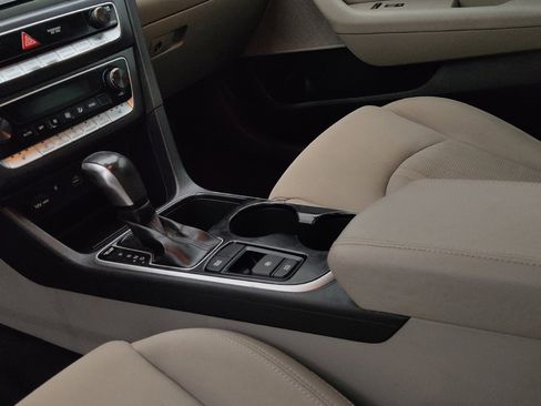 Used 2019 Hyundai Sonata SEL w/ Tech Package 02 image 26