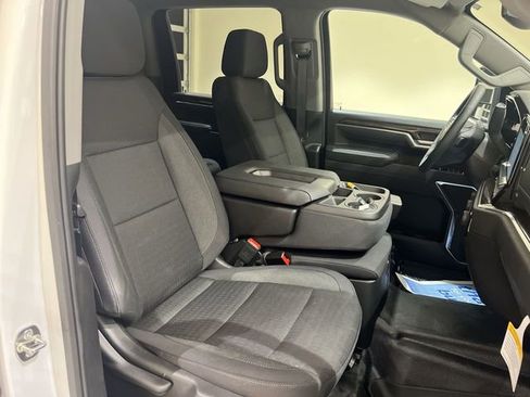 Certified 2025 Chevrolet Silverado 3500 LT w/ Safety Package image 24