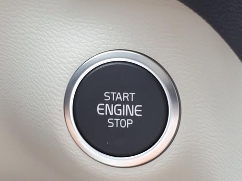 New 2026 Volvo XC40 B4 Plus w/ Protection Package Premier image 12