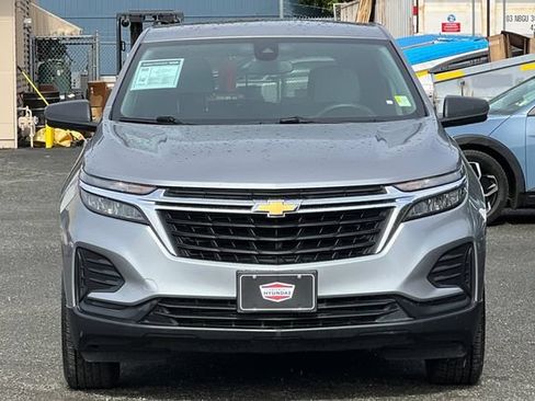 Used 2023 Chevrolet Equinox LS AWD/4WD image 12