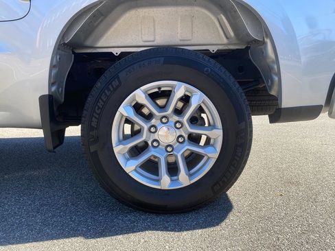 Used 2022 Chevrolet Silverado 1500 LT image 32