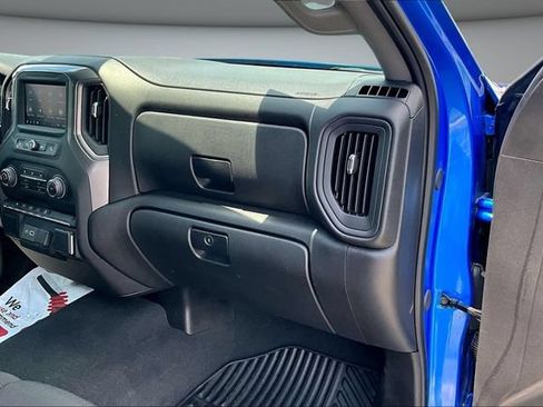 Used 2025 Chevrolet Silverado 1500 Custom AWD/4WD image 27