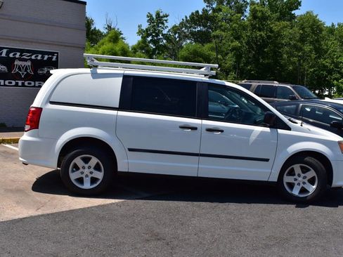 Used 2013 RAM C/V Tradesman image 4