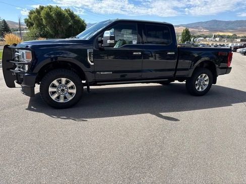 Used 2022 Ford F350 Platinum w/ FX4 Off-Road Package AWD/4WD image 2