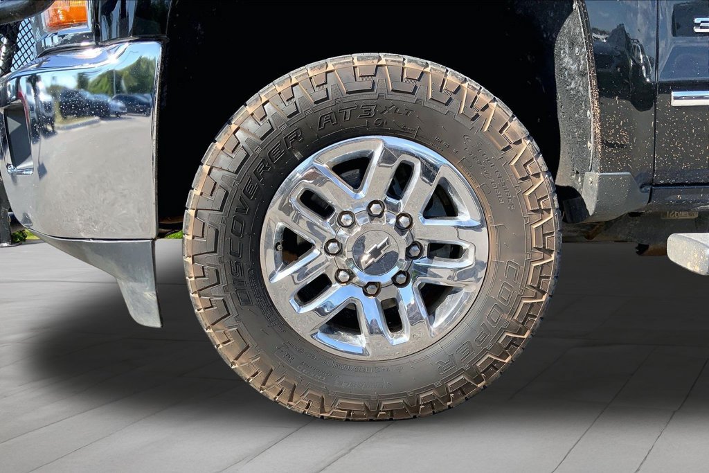Used 2018 Chevrolet Silverado 3500 LTZ w/ Duramax Plus Package AWD/4WD image 31