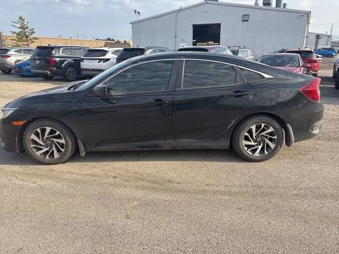 Used 2016 Honda Civic EX image 2