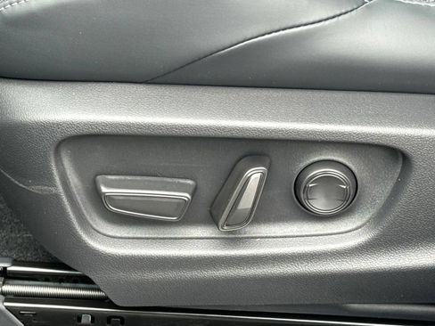 New 2026 Toyota C-HR AWD/4WD image 22