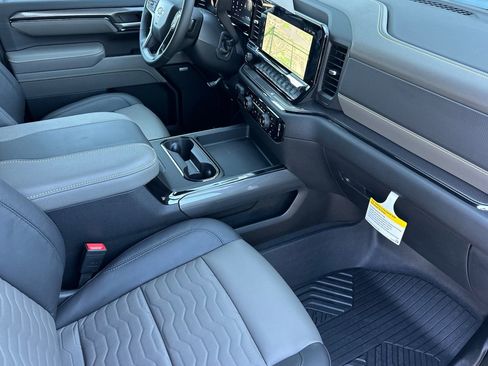 New 2026 Chevrolet Silverado 2500 ZR2 w/ ZR2 Bison Edition AWD/4WD image 15