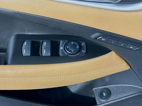 Used 2017 Buick LaCrosse Essence image 24