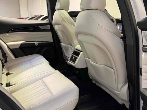 Used 2023 Maserati Grecale Modena image 31