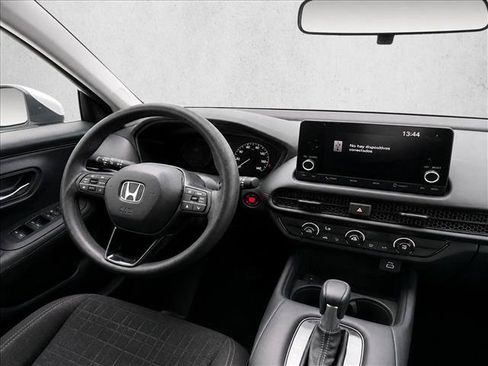 Used 2025 Honda HR-V LX image 18