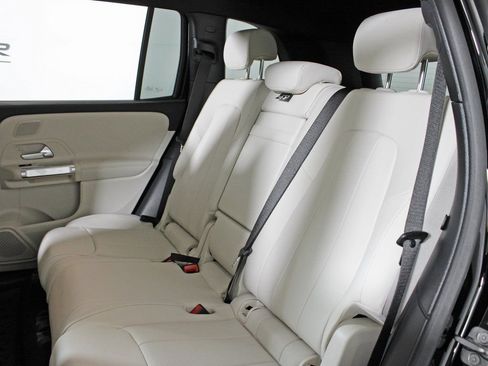 Certified 2026 Mercedes-Benz GLB 250 4MATIC image 26