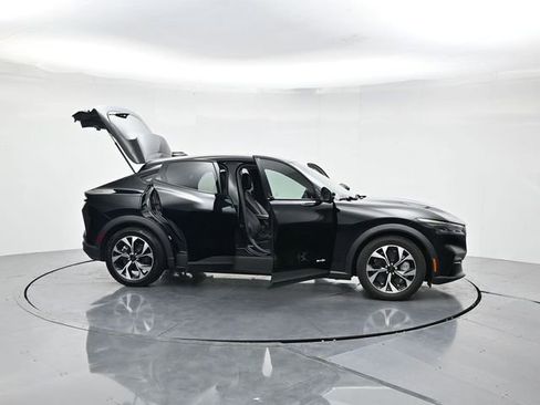 Used 2025 Ford Mustang Mach-E Select image 50