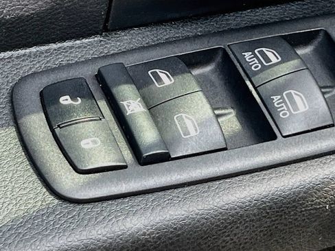 Used 2023 RAM 2500 Tradesman AWD/4WD image 17
