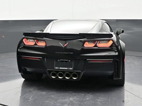 Used 2019 Chevrolet Corvette Z06 RWD image 4