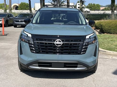 New 2026 Nissan Pathfinder Platinum AWD/4WD image 2