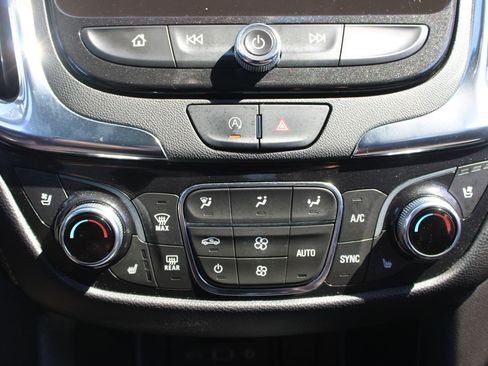 Used 2023 Chevrolet Equinox Premier AWD/4WD image 47