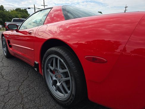Used 2001 Chevrolet Corvette Z06 w/ Memory Pkg RWD image 41
