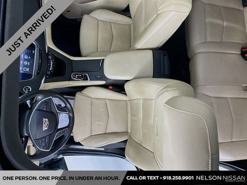 Used 2019 Cadillac XT5 Luxury FWD image 22