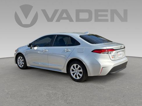 Used 2024 Toyota Corolla LE image 21