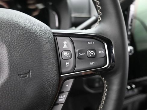 New 2026 RAM 2500 Limited AWD/4WD image 31