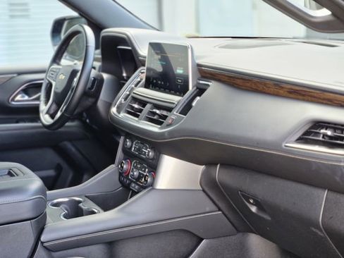 Used 2024 Chevrolet Tahoe Premier image 13