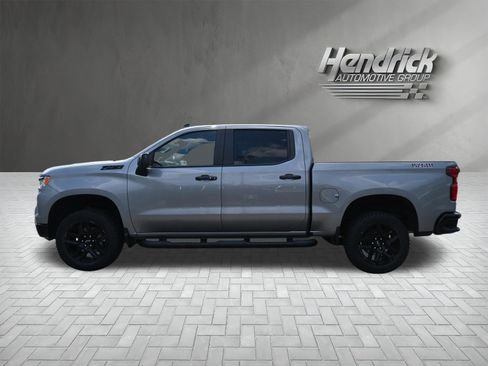 Used 2023 Chevrolet Silverado 1500 LT Trail Boss w/ Protection Package AWD/4WD image 9