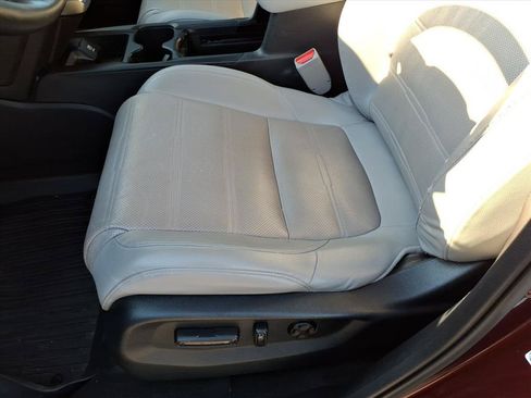 Used 2019 Honda CR-V EX-L image 24
