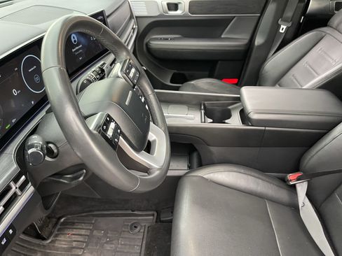 Used 2024 Hyundai Santa Fe Limited AWD/4WD image 18