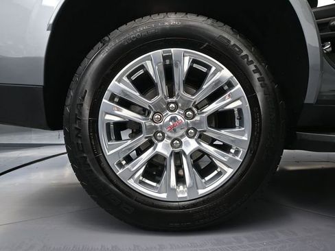 Used 2025 GMC Yukon Denali image 16