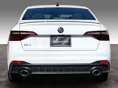 Used 2024 Volkswagen Jetta GLI 40th Anniversary Edition FWD image 6