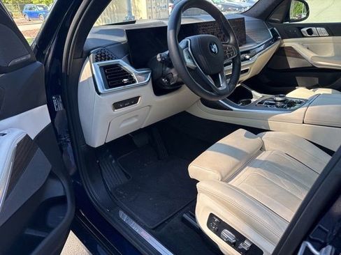 Certified 2026 BMW X7 xDrive40i w/ Executive Package AWD/4WD image 16