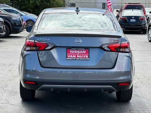 Used 2024 Nissan Versa SR FWD image 6
