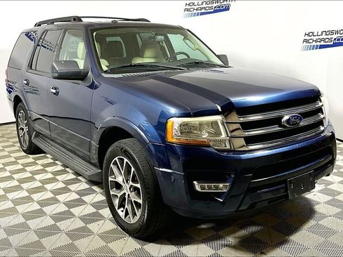 Used 2017 Ford Expedition XLT w/ Equipment Group 201A image 3