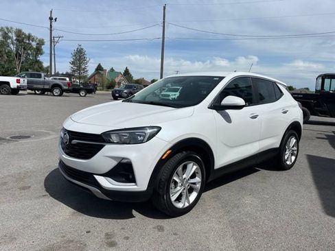 Used 2020 Buick Encore GX Preferred w/ Cold Weather Comfort Package FWD image 3