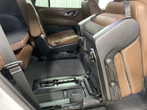 Used 2022 Chevrolet Tahoe High Country image 32