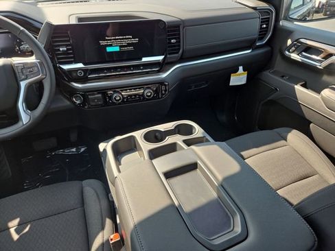 New 2026 Chevrolet Silverado 1500 LT image 10