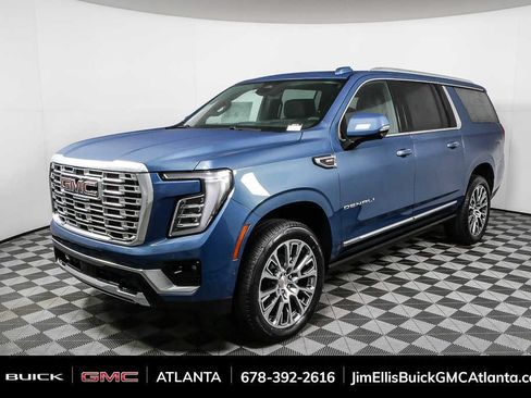 New 2026 GMC Yukon XL Denali w/ Denali Reserve Package AWD/4WD image 26