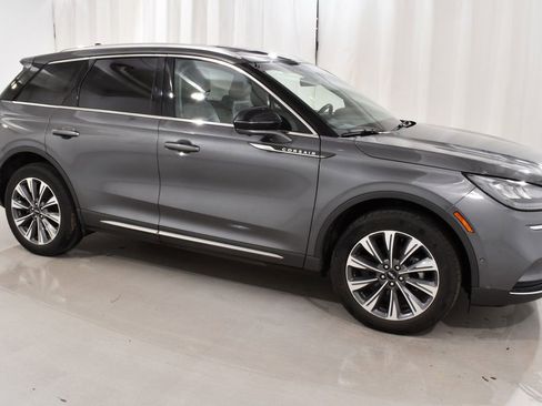 Used 2022 Lincoln Corsair Reserve w/ Equipment Group 201A image 5