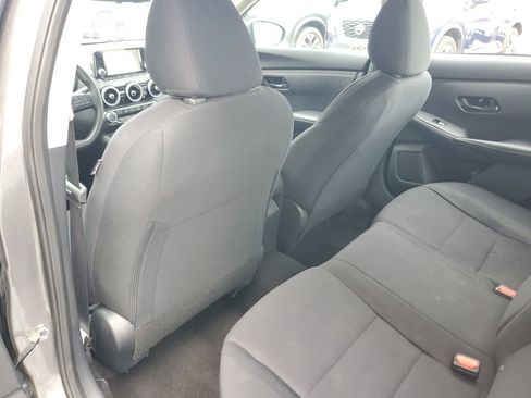 Used 2024 Nissan Sentra S FWD image 11