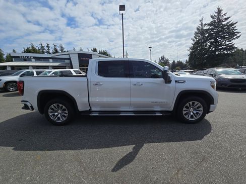 Used 2021 GMC Sierra 1500 Denali w/ Driver Alert Package II AWD/4WD image 8