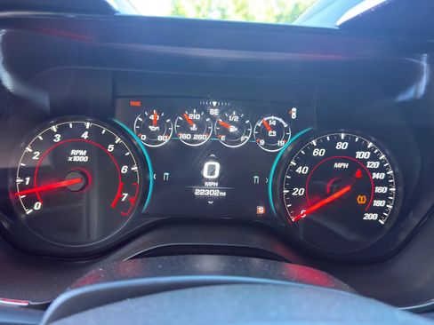 Used 2017 Chevrolet Camaro SS RWD image 14