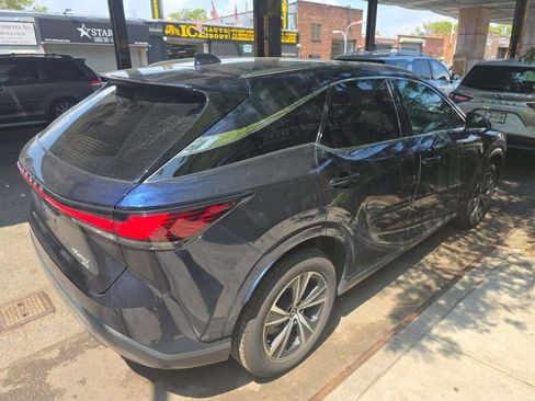Used 2023 Lexus RX 350 Premium Plus w/ Accessory Package (Z1) AWD/4WD image 4